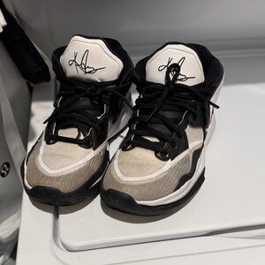 Kyrie Irving Black and White Athletic Nike Sneakers